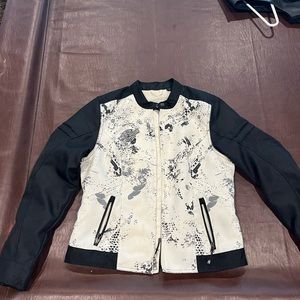 Ladies Harley Davidson light weight motorcycle jacket